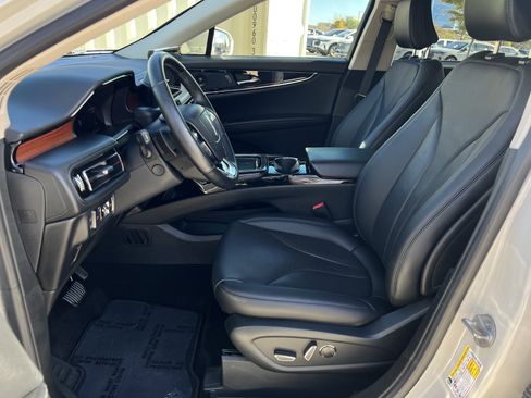 Certified 2022 Lincoln Nautilus Reserve w/ Equipment Group 201A image 26