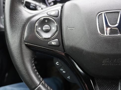 Used 2022 Honda HR-V Sport image 11