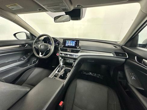 Used 2021 Honda Accord LX image 2