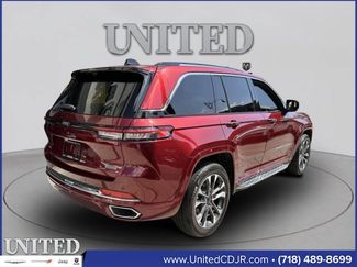 Used 2023 Jeep Grand Cherokee Overland w/ Luxury Tech Group IV video 2