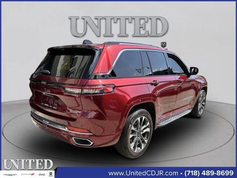 Used 2023 Jeep Grand Cherokee Overland w/ Luxury Tech Group IV image 2