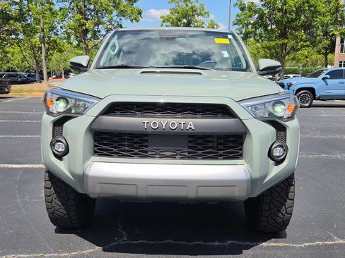 Used 2022 Toyota 4Runner TRD Off-Road Premium w/ Moonroof Package AWD/4WD image 9