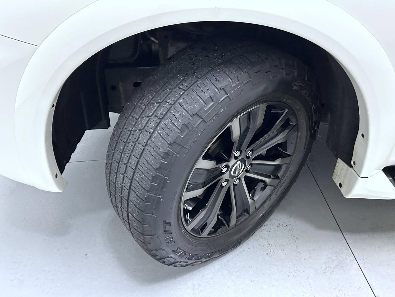 Used 2019 Nissan Armada Platinum w/ Captain's Chairs Package AWD/4WD image 23