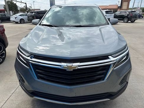 Used 2024 Chevrolet Equinox LT FWD image 2