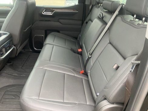 Used 2025 GMC Sierra 1500 Elevation w/ Elevation Premium Package image 26