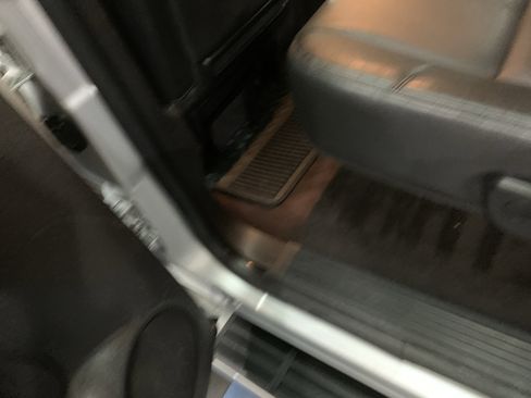 Used 2013 GMC Sierra 2500 SLT w/ SLT Convenience Package image 15