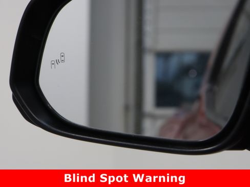 Used 2025 Toyota Tacoma SR5 image 22