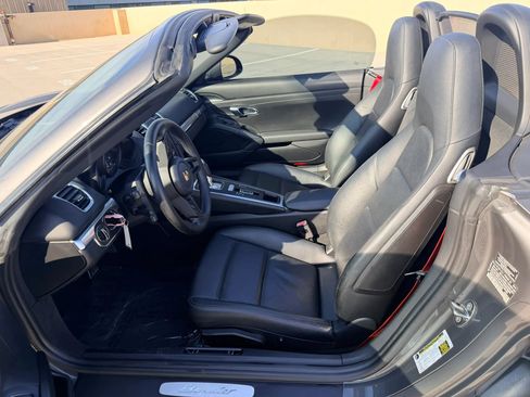 Used 2014 Porsche Boxster RWD image 13