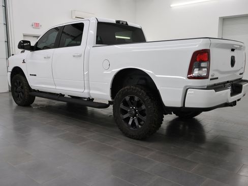 Used 2022 RAM 2500 Big Horn w/ Night Edition AWD/4WD image 6