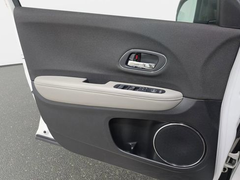Used 2019 Honda HR-V EX image 27