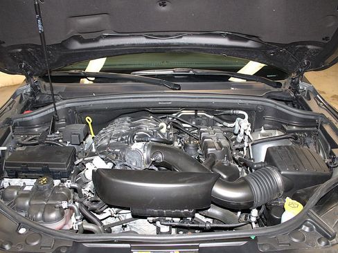 Certified 2025 Dodge Durango GT AWD/4WD image 47