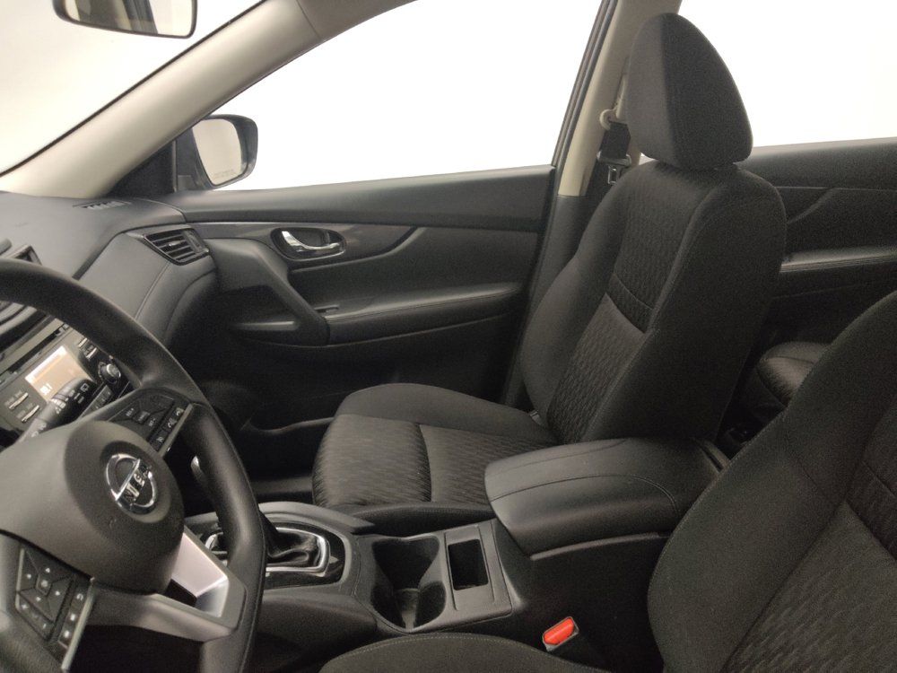 Used 2017 Nissan Rogue S AWD/4WD image 17