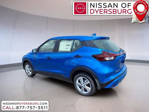 New 2025 Nissan Kicks Play S w/ Interior Electronics Package image 5