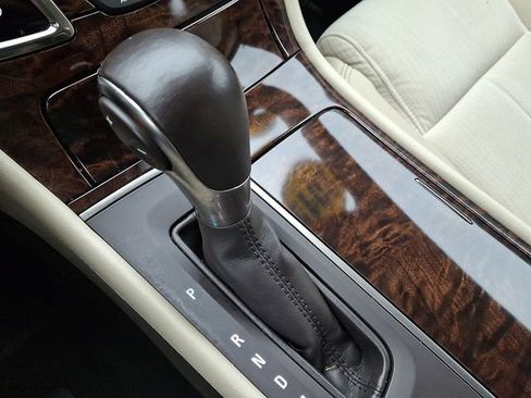 Used 2015 Buick LaCrosse FWD image 14