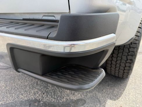 Used 2017 Chevrolet Colorado W/T w/ WT Convenience Package RWD image 6