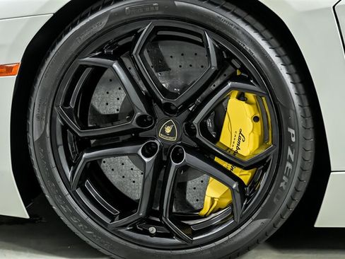 Used 2014 Lamborghini Aventador LP 700-4 AWD/4WD image 8