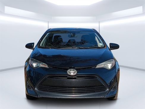 Used 2019 Toyota Corolla LE image 8