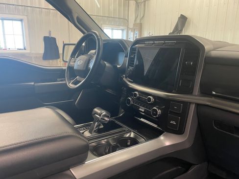 Used 2022 Ford F150 Lariat w/ Equipment Group 502A High AWD/4WD image 38