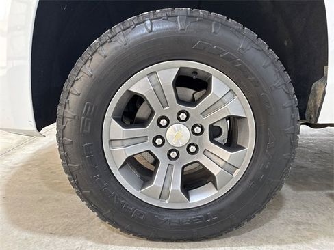 Certified 2018 Chevrolet Tahoe LT w/ Off-Road Package image 33