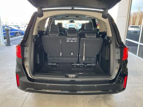 New 2026 Honda Odyssey Touring image 22