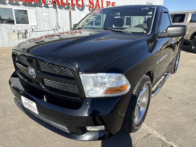 Used 2012 RAM 1500 Express RWD image 1