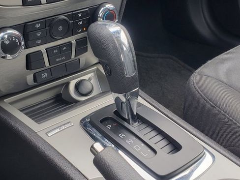 Used 2012 Ford Fusion SE image 21