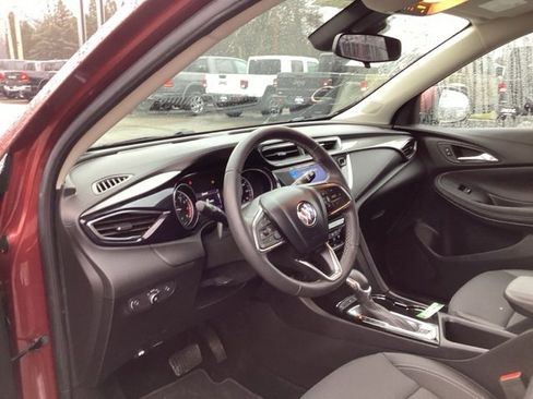 Used 2023 Buick Encore GX Select w/ Sport Touring Package image 18