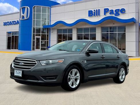 Used 2018 Ford Taurus SEL AWD/4WD image 2
