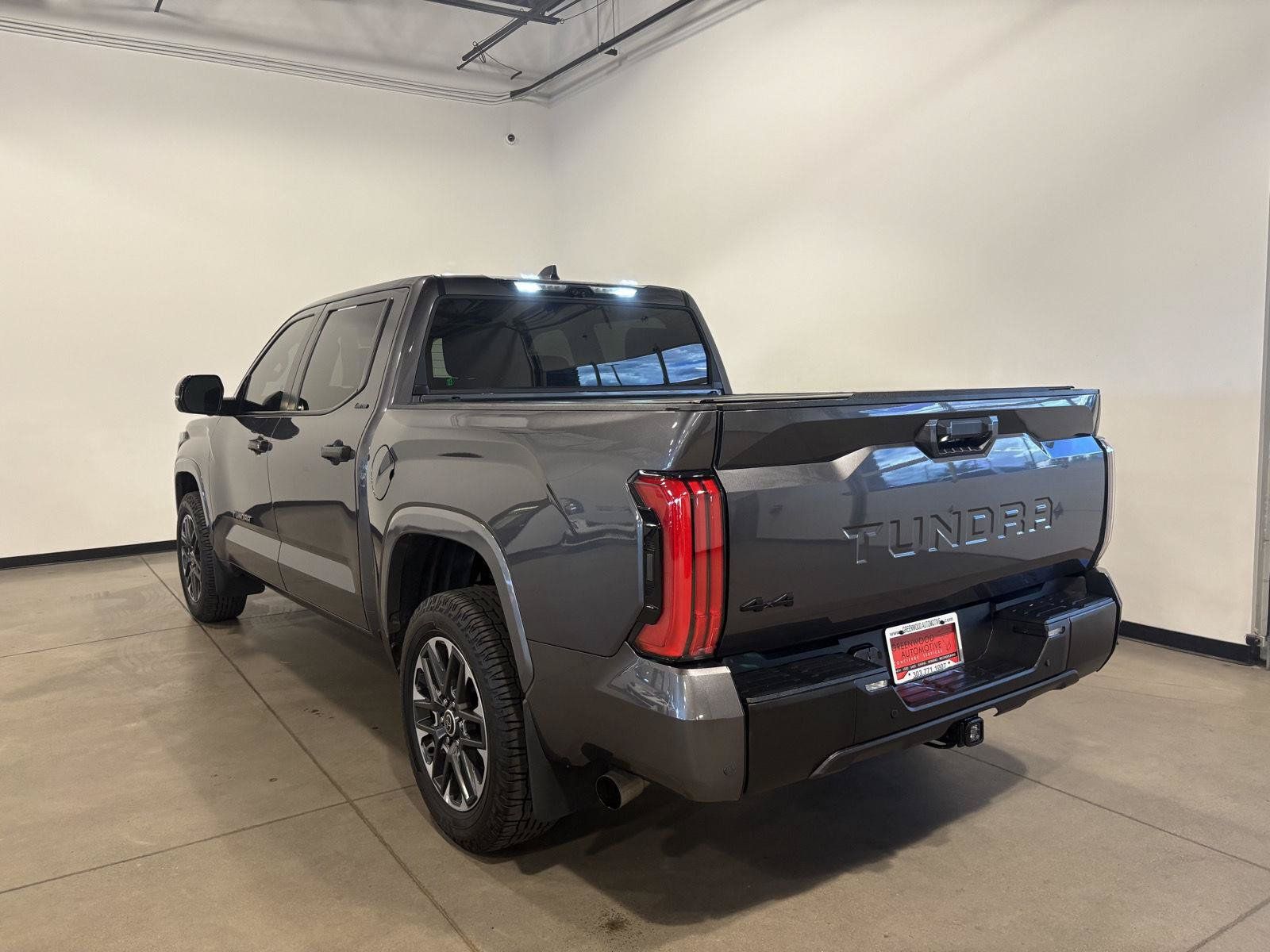 Used 2024 Toyota Tundra Limited AWD/4WD image 5
