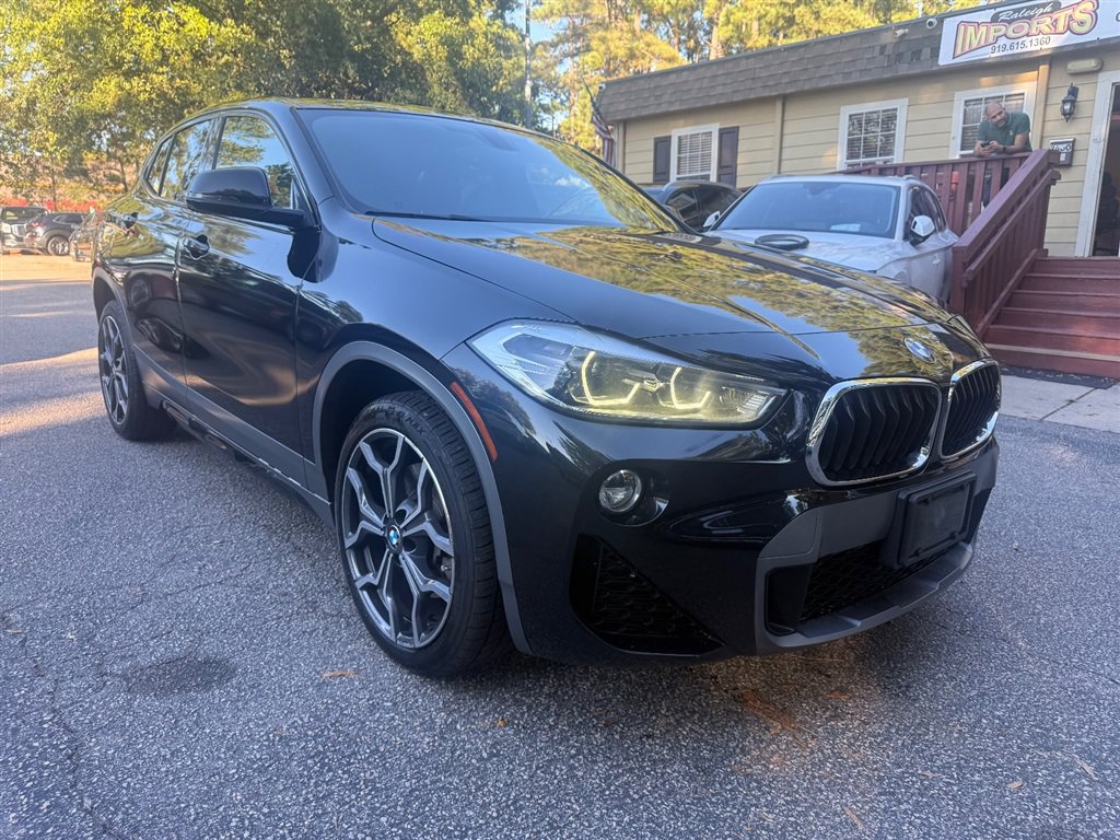 Used 2018 BMW X2 xDrive28i w/ M SportX Package AWD/4WD image 4
