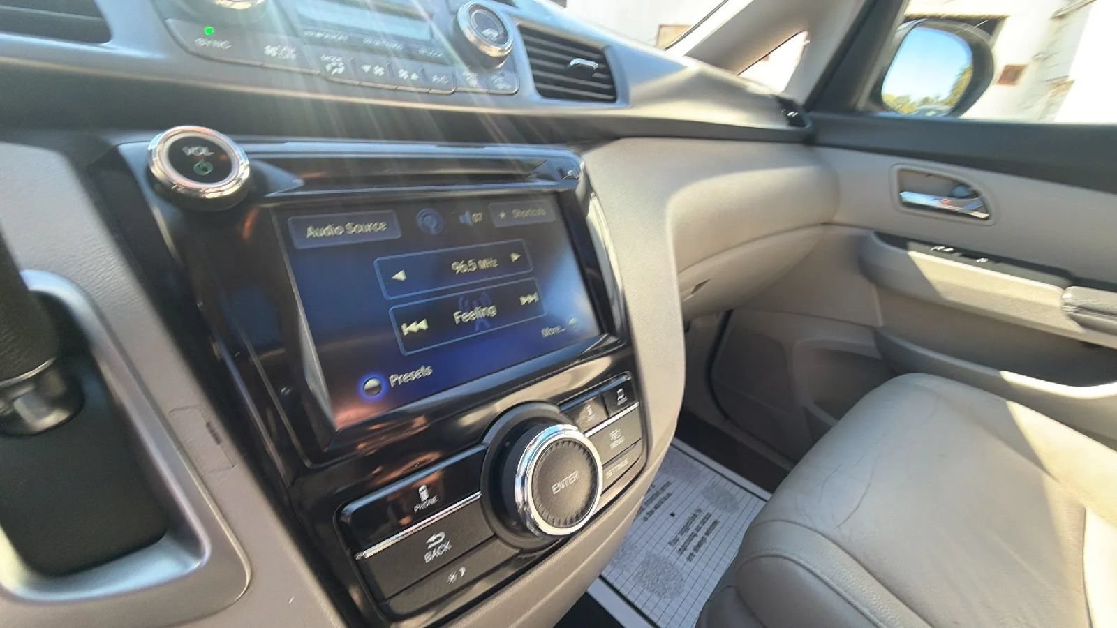 Used 2014 Honda Odyssey EX-L image 25