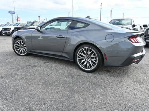 New 2026 Ford Mustang Premium image 7