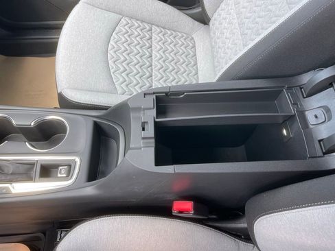 Used 2023 Chevrolet Equinox LS w/ LS Convenience Package image 17