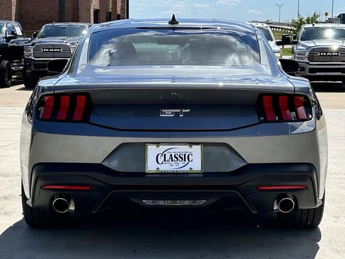 Used 2024 Ford Mustang GT Premium image 5