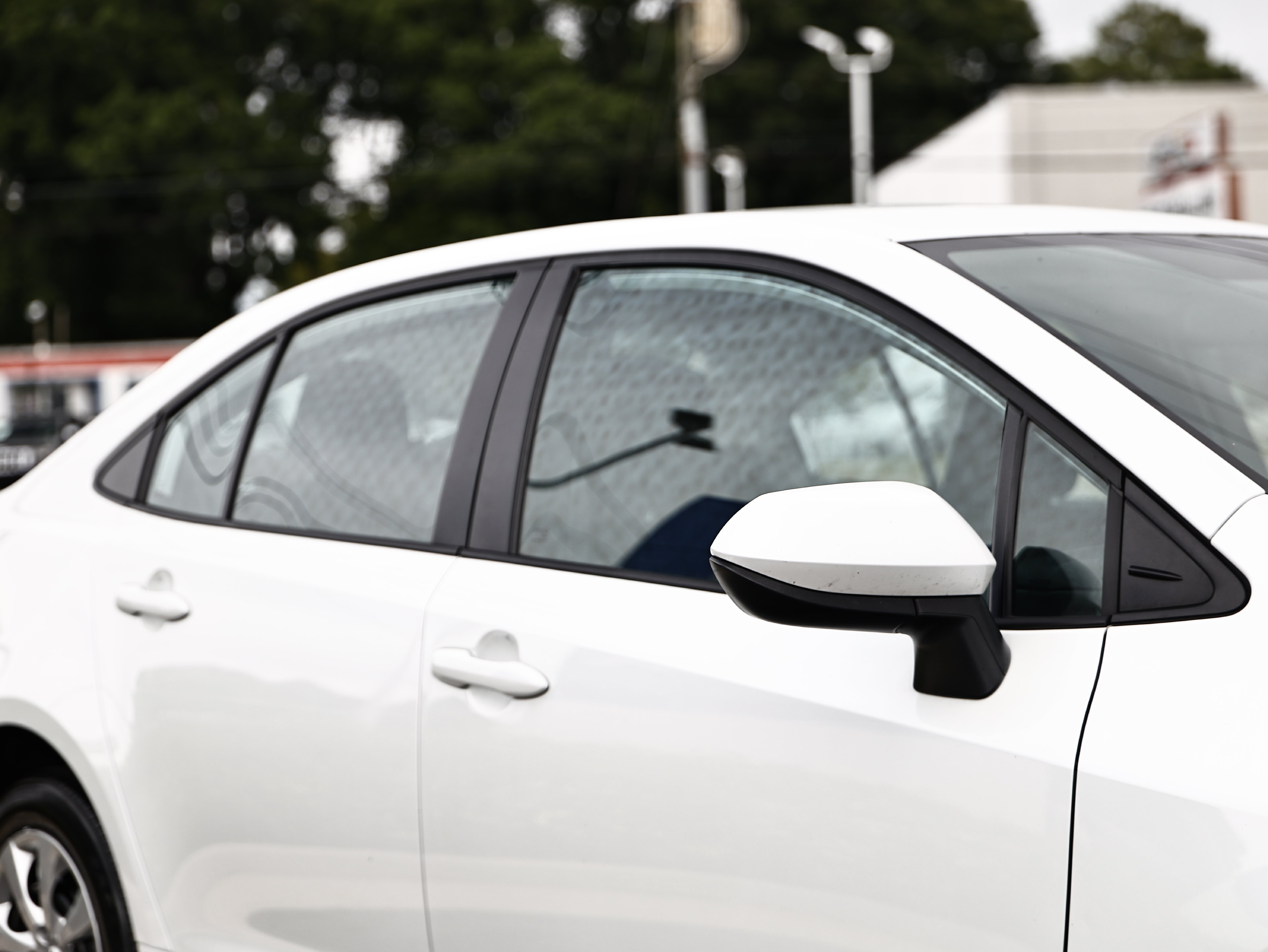 Used 2025 Toyota Corolla LE FWD image 11