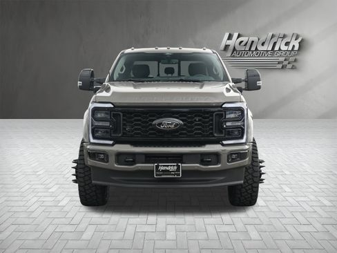Used 2026 Ford F450 Platinum w/ Platinum Plus Package AWD/4WD image 3