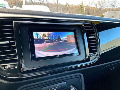 Used 2019 Volkswagen Beetle 2.0T S image 26