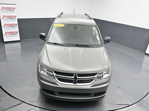 Used 2019 Dodge Journey SE image 29