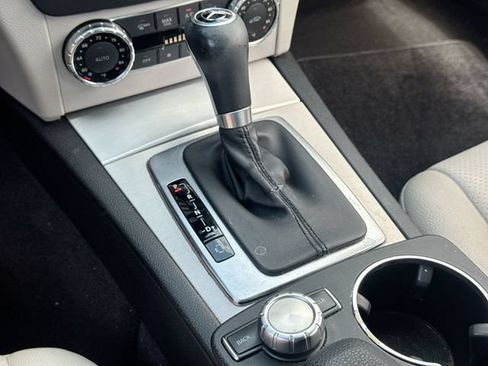 Used 2012 Mercedes-Benz C 250 Sedan image 20