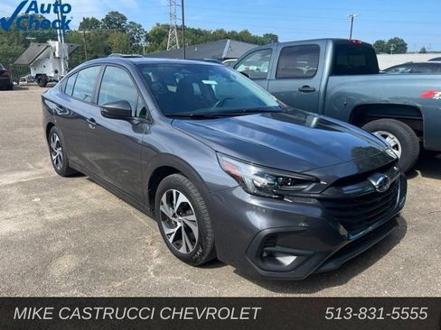 Used 2025 Subaru Legacy Premium AWD/4WD image 2