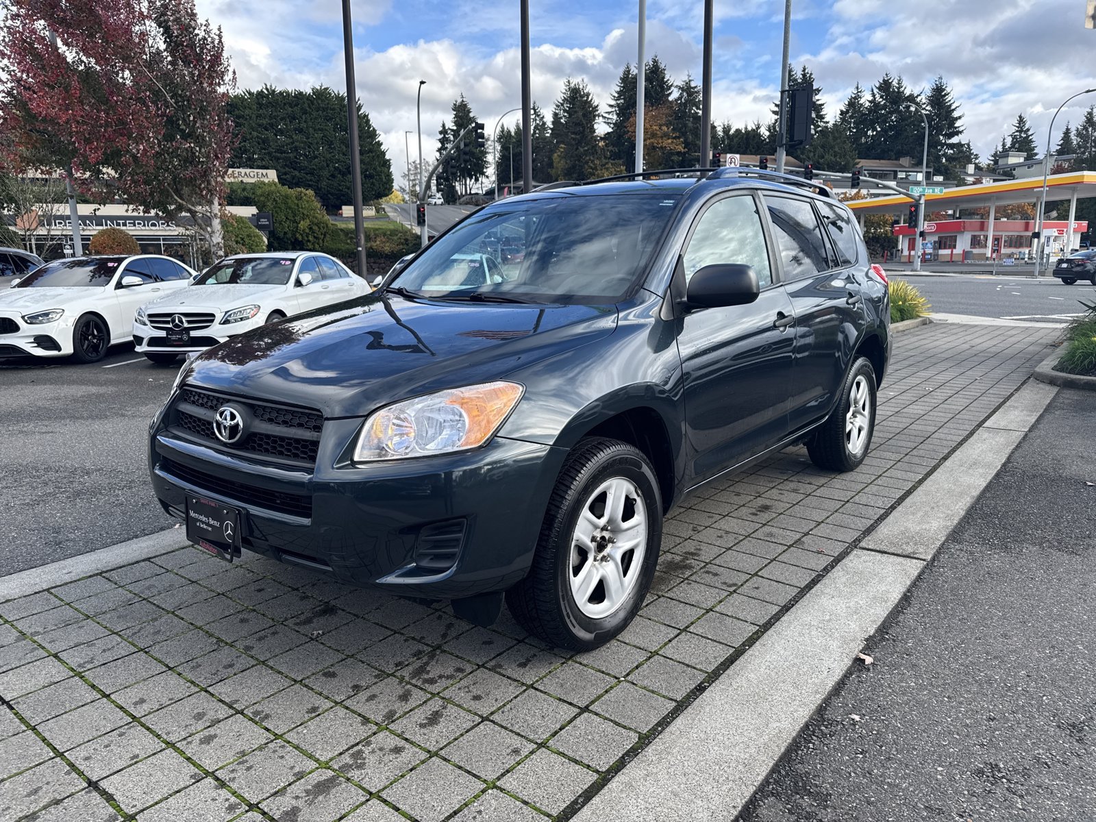 Used 2011 Toyota RAV4 4WD w/ Base L4 Extra Value Pkg image 1