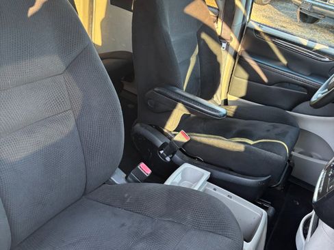 Used 2015 Dodge Grand Caravan SE w/ Quick Order Package 29E SE image 21