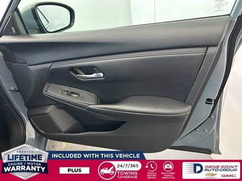 Used 2025 Nissan Sentra SV FWD image 23