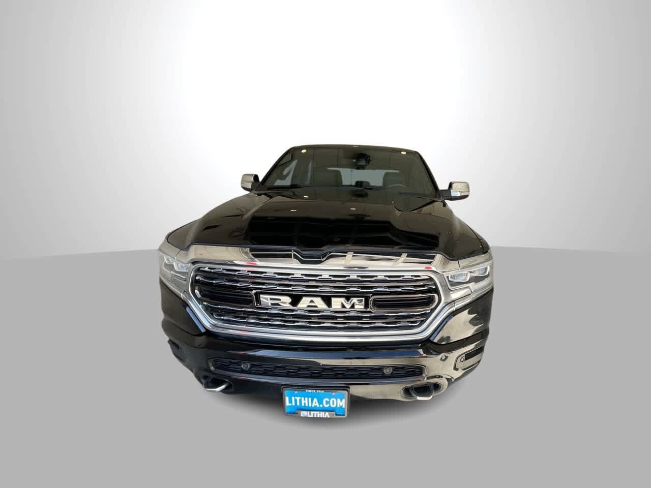 Used 2020 RAM 1500 Limited w/ Body-Colour Bumper Group AWD/4WD image 3