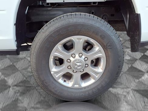 Certified 2024 RAM 2500 Big Horn AWD/4WD image 22