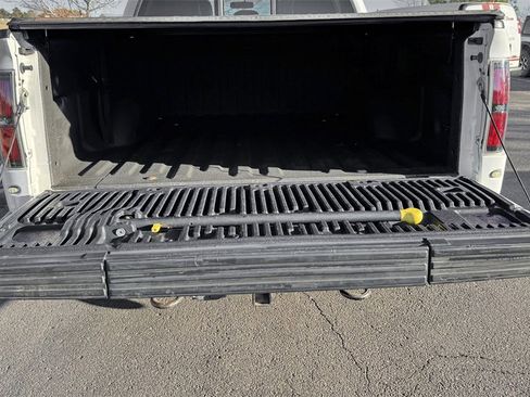 Used 2014 Ford F150 Raptor w/ Equipment Group 801A Luxury image 11