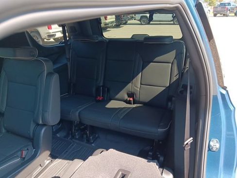New 2026 GMC Yukon Elevation w/ Elevation Premium Package AWD/4WD image 8