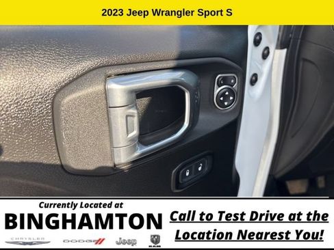 Used 2023 Jeep Wrangler Unlimited Sport AWD/4WD image 8