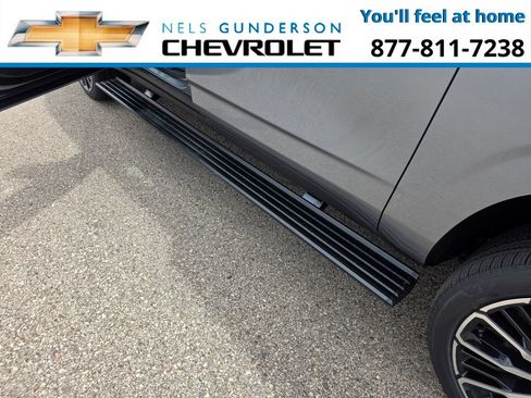 New 2026 Chevrolet Suburban High Country AWD/4WD image 20