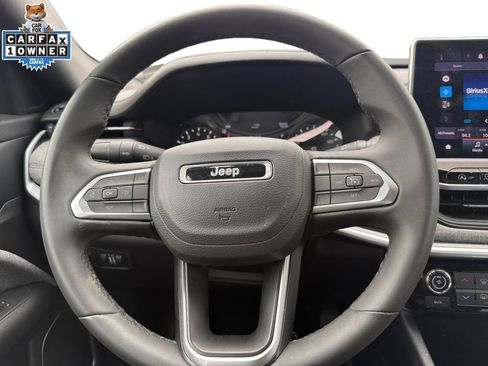 Used 2024 Jeep Compass Latitude AWD/4WD image 12